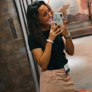 Meet your Posher, Isabella